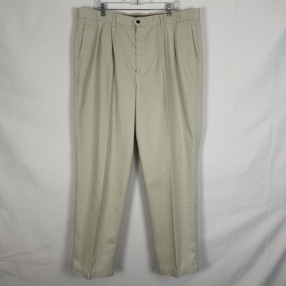 Men’s Dockers No Wrinkles Khakis Pleated Twill Pants 42x32‎ Classic Fit